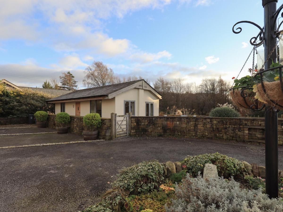 Swallow Cottage, Over Kellet Exterior photo