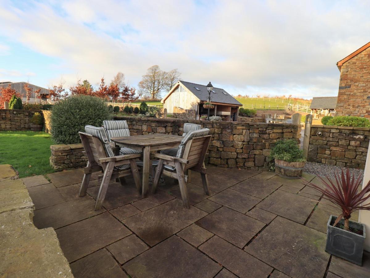 Swallow Cottage, Over Kellet Exterior photo